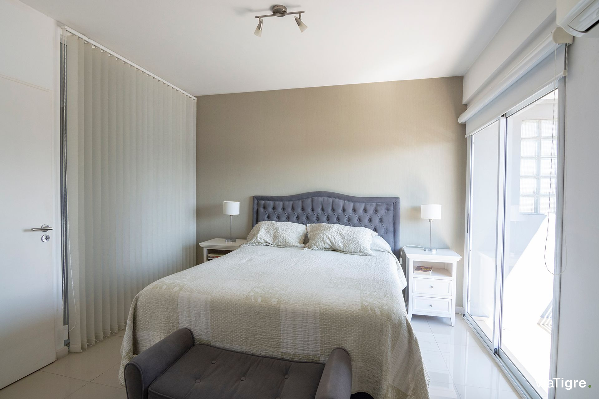 Venta depto 4 ambientes luminoso balcon y parrilla