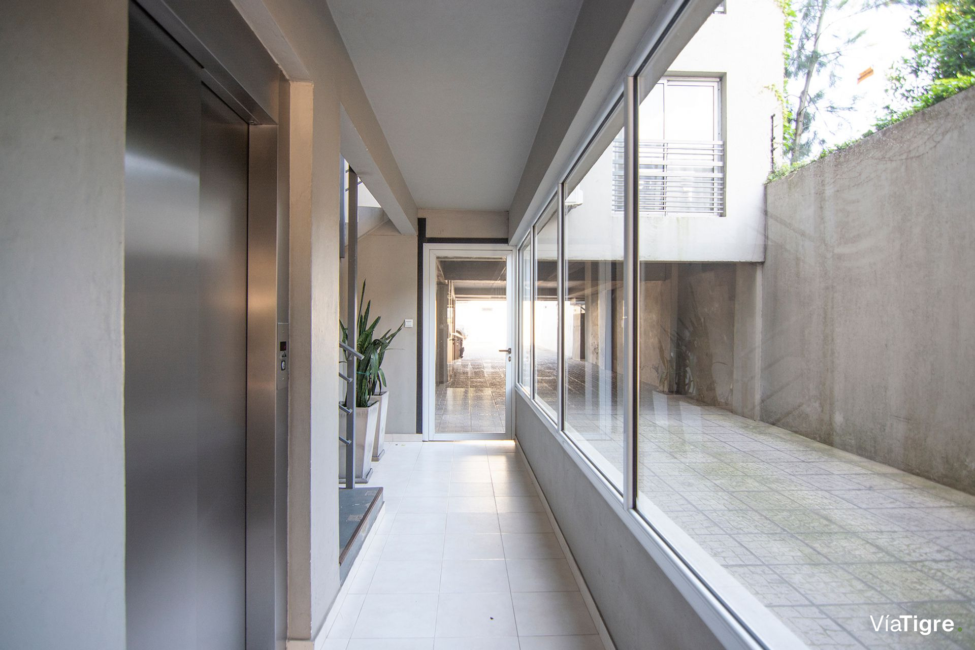 Venta depto 4 ambientes luminoso balcon y parrilla