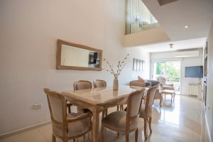 Venta depto 4 ambientes luminoso balcon y parrilla