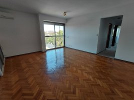 Departamento 4 amb depen, cochera y baulera Olivos