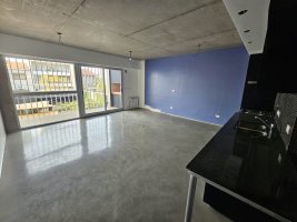 Venta Depto 2 Amb Cochera. Parrilla. Florida