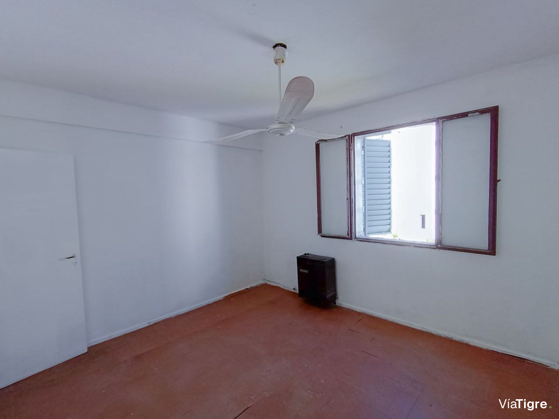 Venta Dpto 4 Amb Estacionamiento, Terraza Y Parril