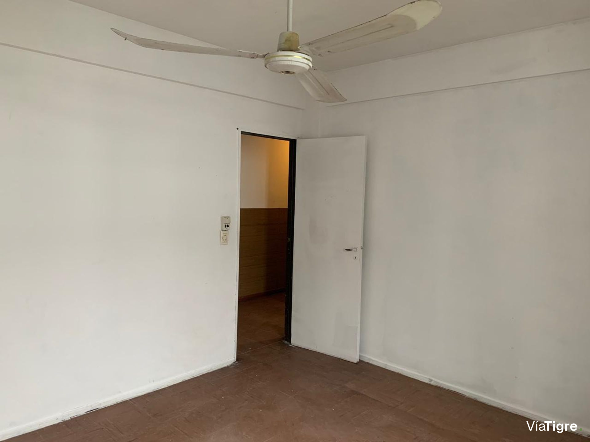Venta Dpto 4 Amb Estacionamiento, Terraza Y Parril