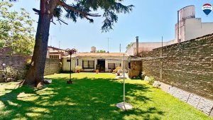 Venta Casa 5 Ambientes Beccar Fondo Garaje