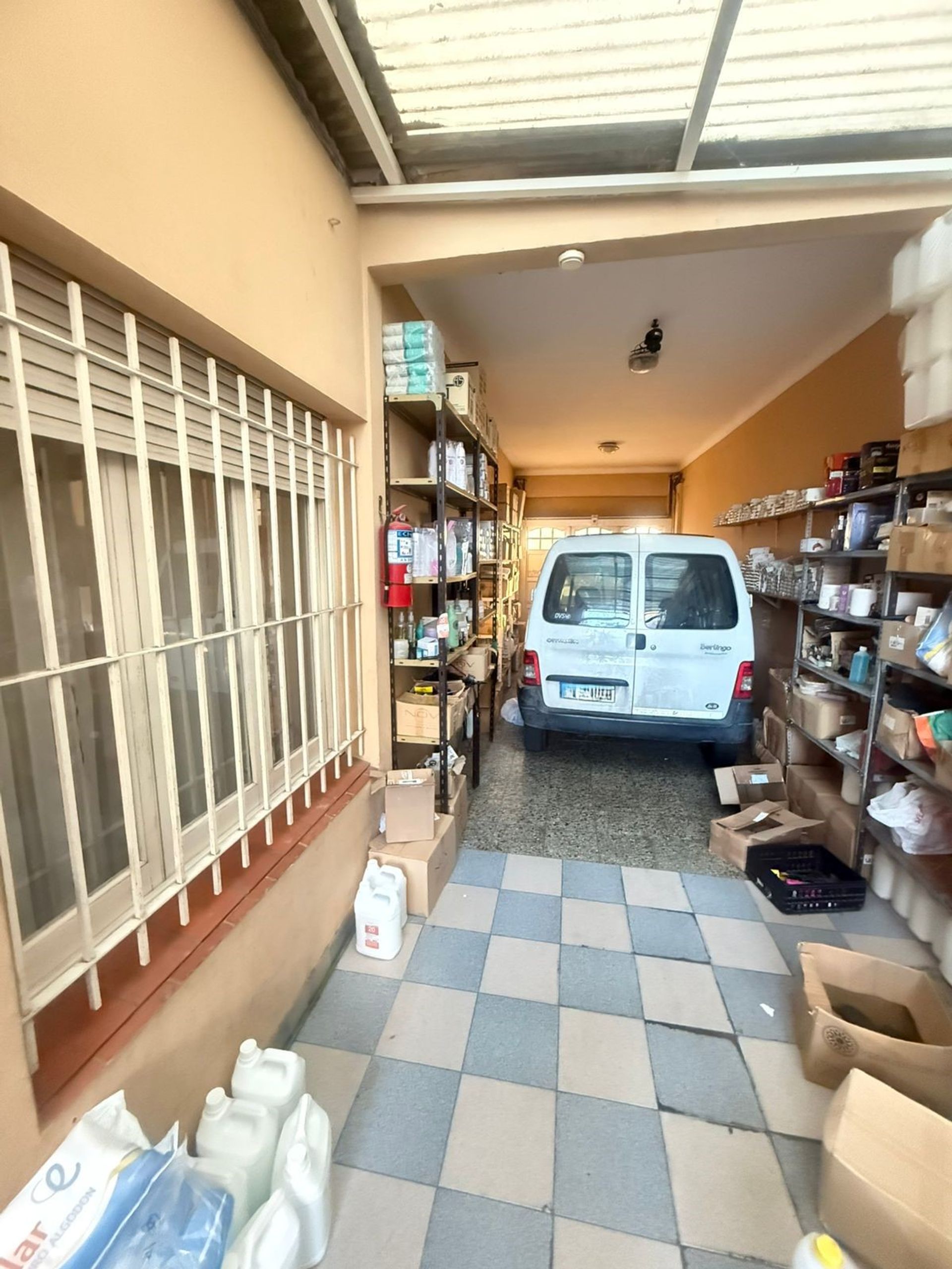 VENTA - CASA 5 AMB en OLIVOS