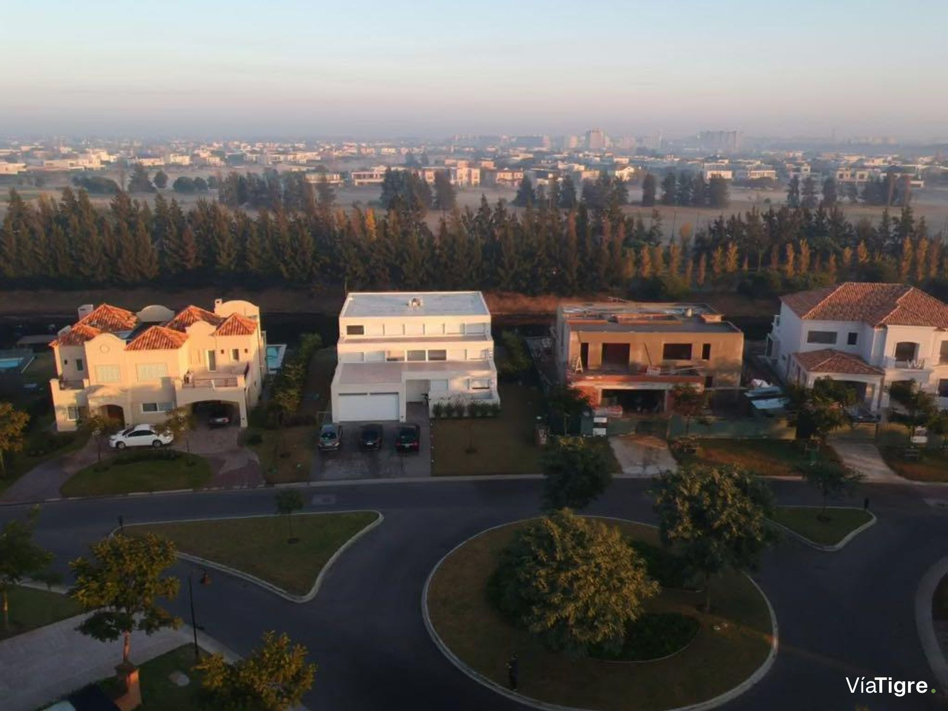 Venta de casa en el Barrio el Golf de Nordelta