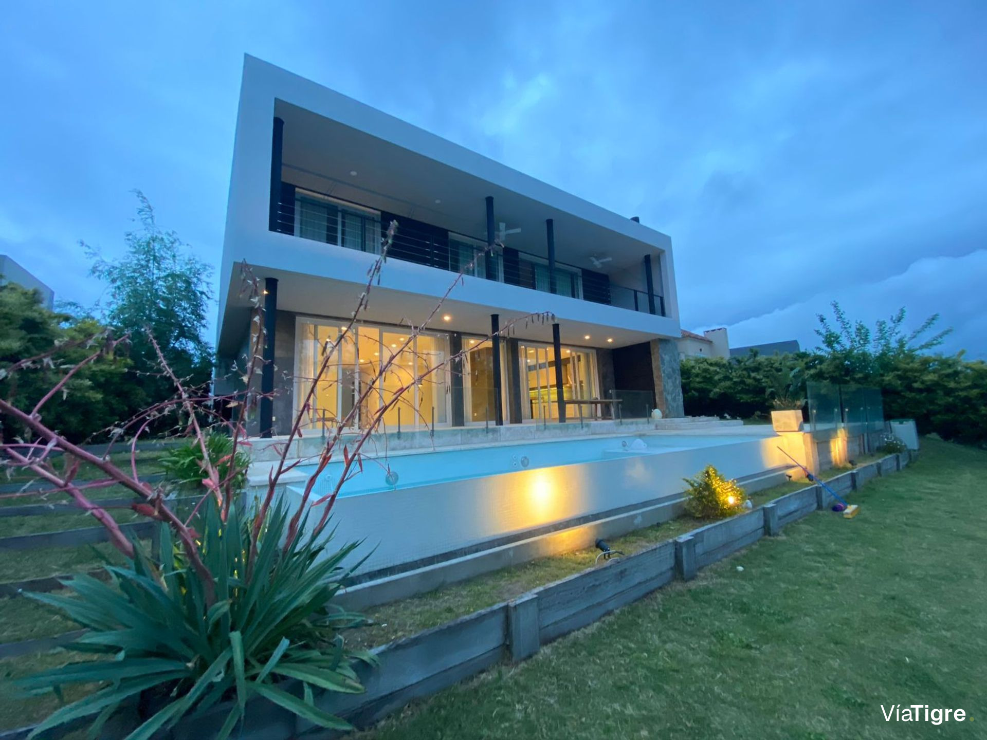 Venta de casa en el Barrio el Golf de Nordelta