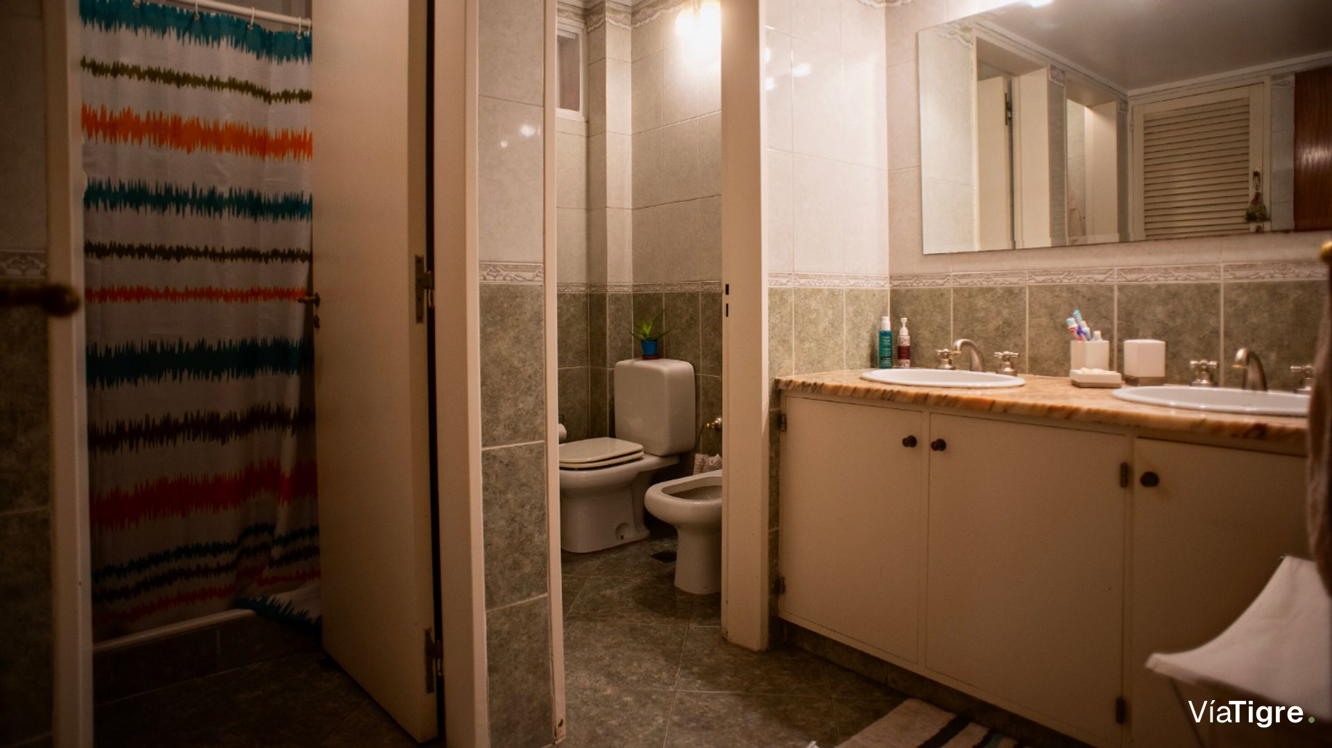 Venta Casa Con Jardin Pileta Y Cochera En Olivos