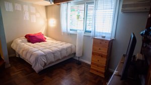 Venta Casa Con Jardin Pileta Y Cochera En Olivos