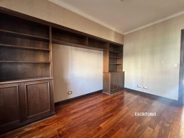 Venta Casa Acassuso 7 Ambientes Jardin Pileta