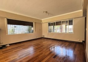 Venta Casa Acassuso 7 Ambientes Jardin Pileta