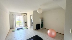 Venta 2 amb con cochera en San Isidro La Calabria