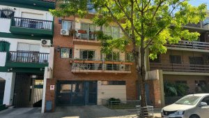 Venta 2 amb con cochera en San Isidro La Calabria