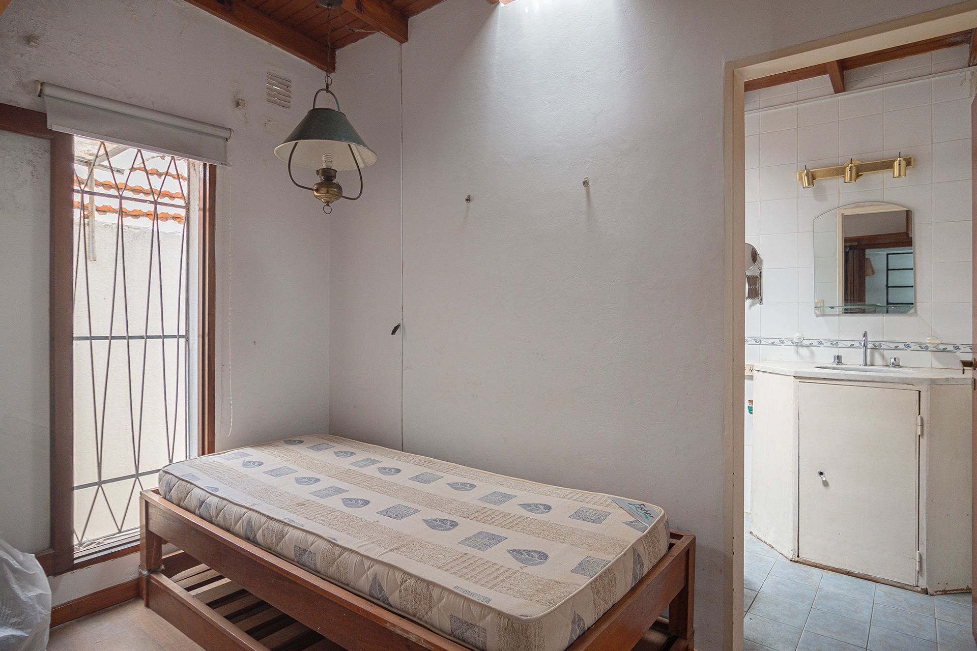 CASA EN VENTA EN FLORIDA, V. LÓPEZ LOTE DE 8,66x52