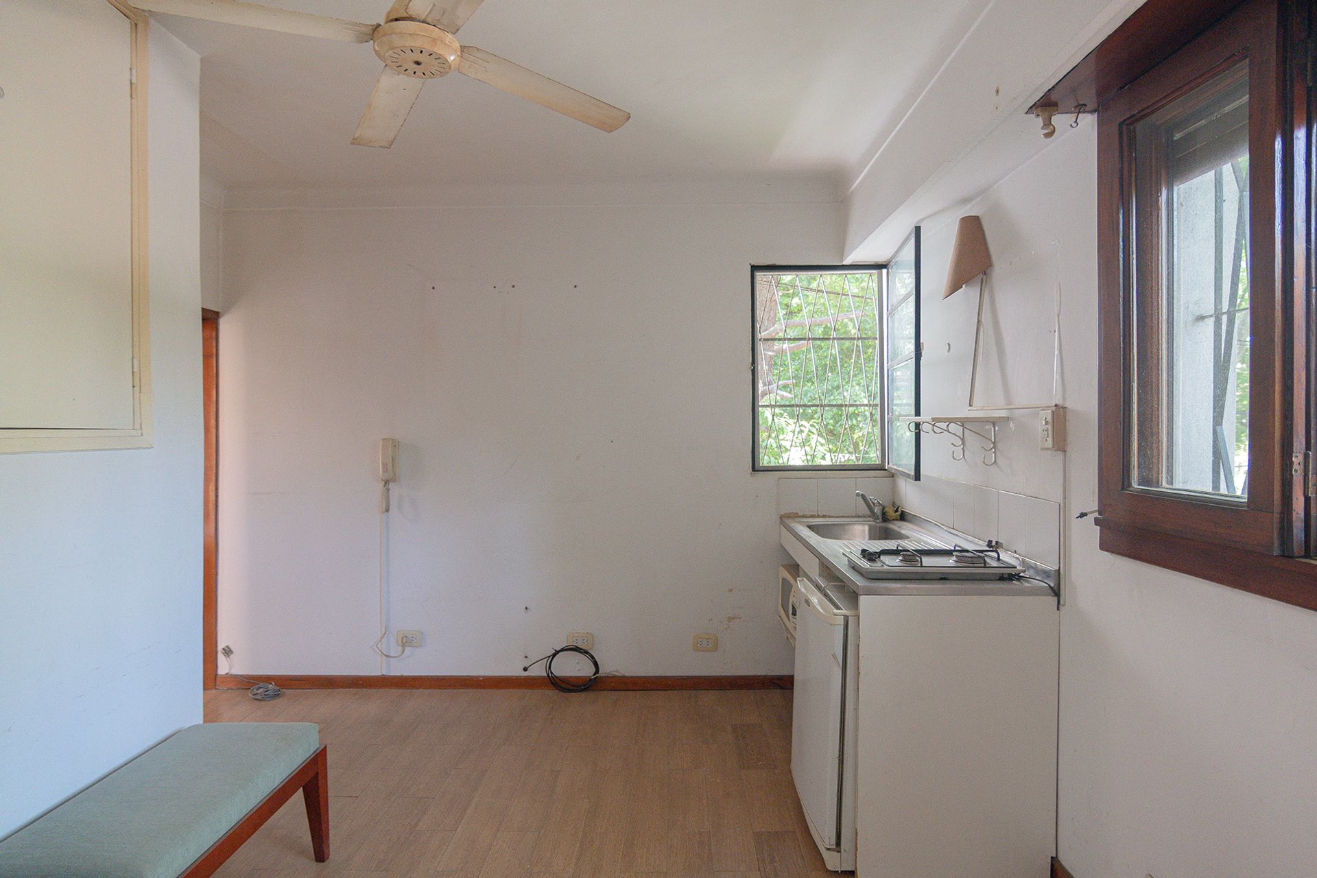 CASA EN VENTA EN FLORIDA, V. LÓPEZ LOTE DE 8,66x52