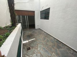 Venta Monoabiente Con Patio En San Isidro Centro