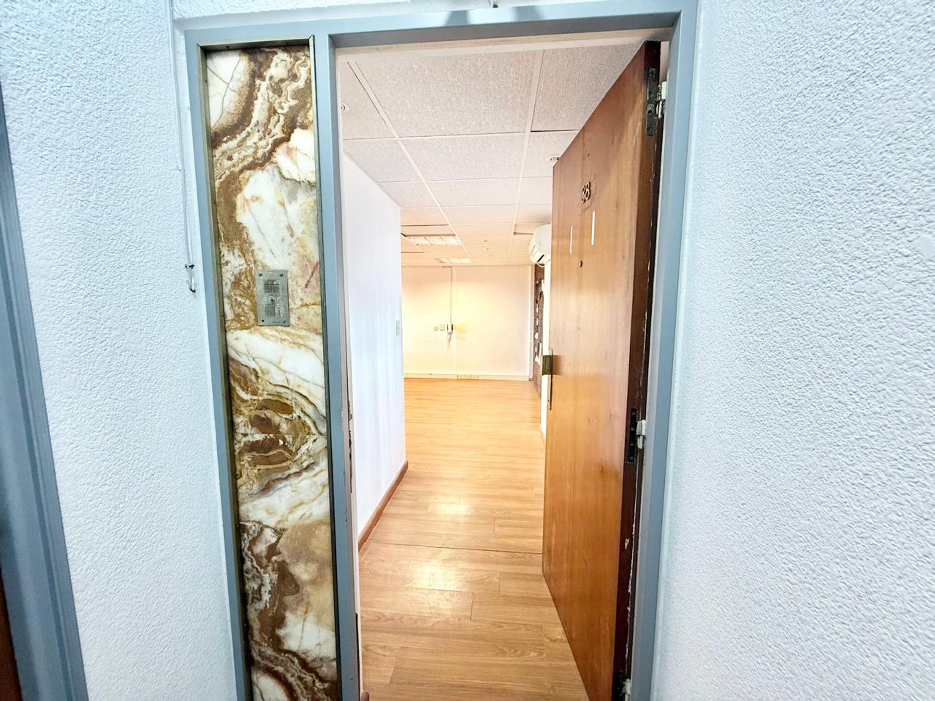 Oficina venta en Vicente Lopez Luminosa