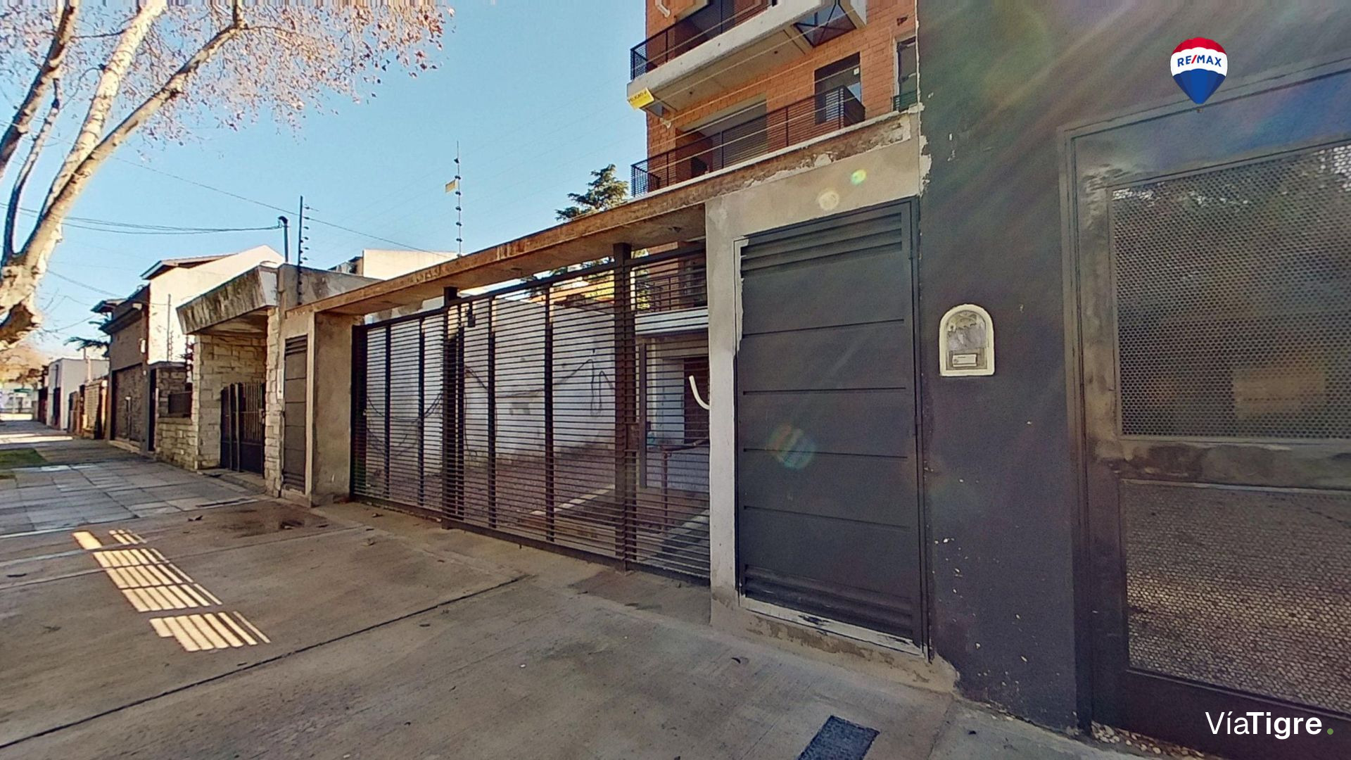 Depto Venta 2 amb expand a 3 amb, c/coch. V López