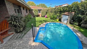 Boulogne House Sale – 5 rooms, parking, garden, pool