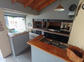 Sale 6-room Villa Martelli with pool, BBQ, garden
