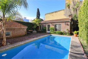 Venta Casa Jardin Pileta Qcho. Cochera Oportunidad