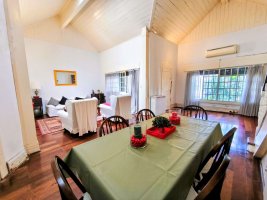 Venta Casa Jardin Pileta Qcho. Cochera Oportunidad