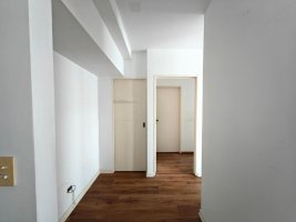 Departamento dos ambientes en suite-cochera