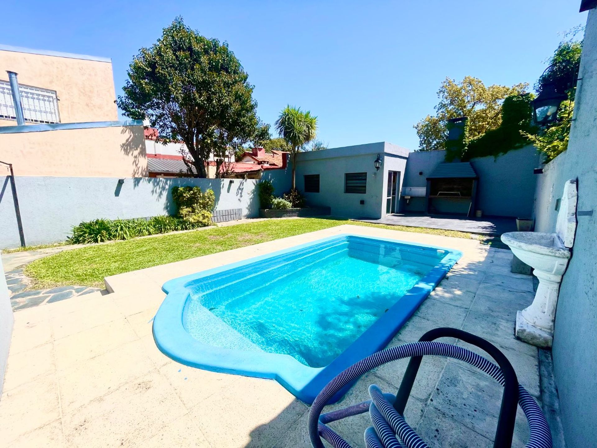 Ph For Sale Front-Facing 4 Rooms With Pool