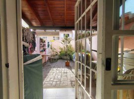 Triplex for sale, 5 rooms, patio and garage, Florida