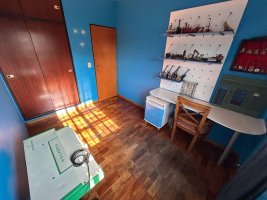 5-Room House for Sale in Martinez