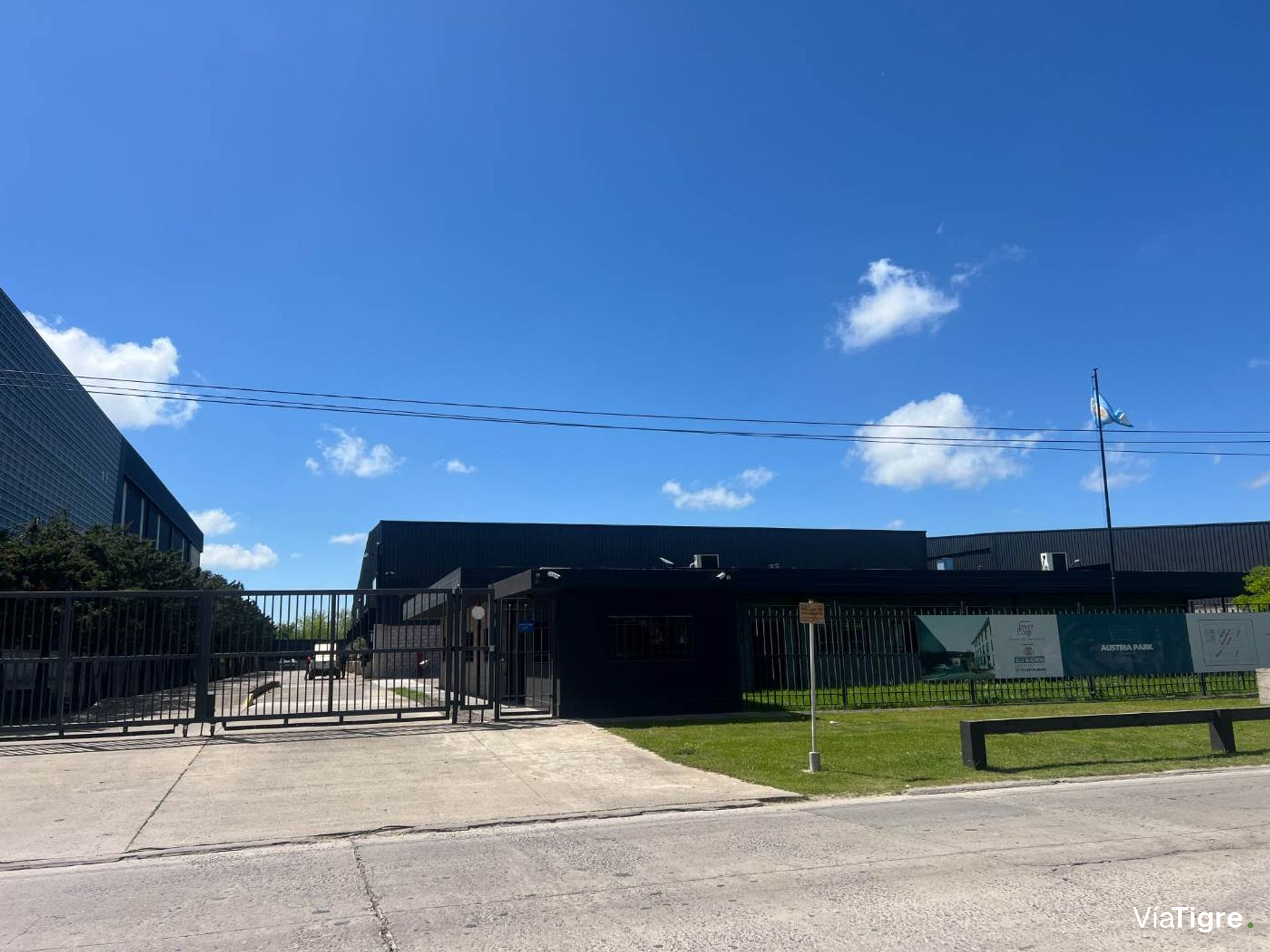 Venta Galpones Austria Park Storage -