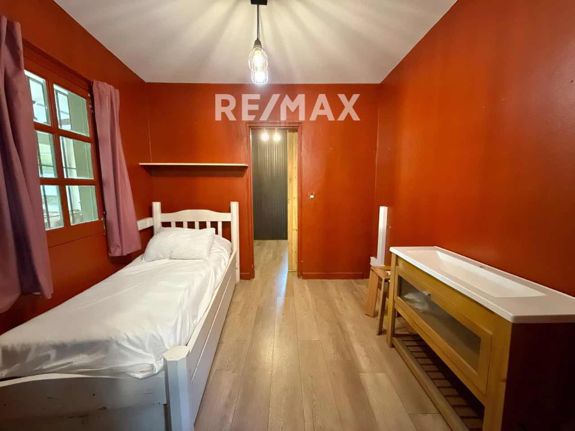 VENTA CASA 6 dormitorios PACHECO pileta y parque