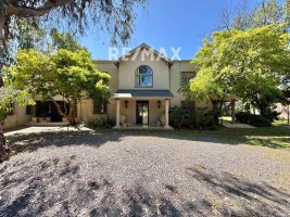 HOUSE FOR SALE 6 bedrooms PACHECO pool and park