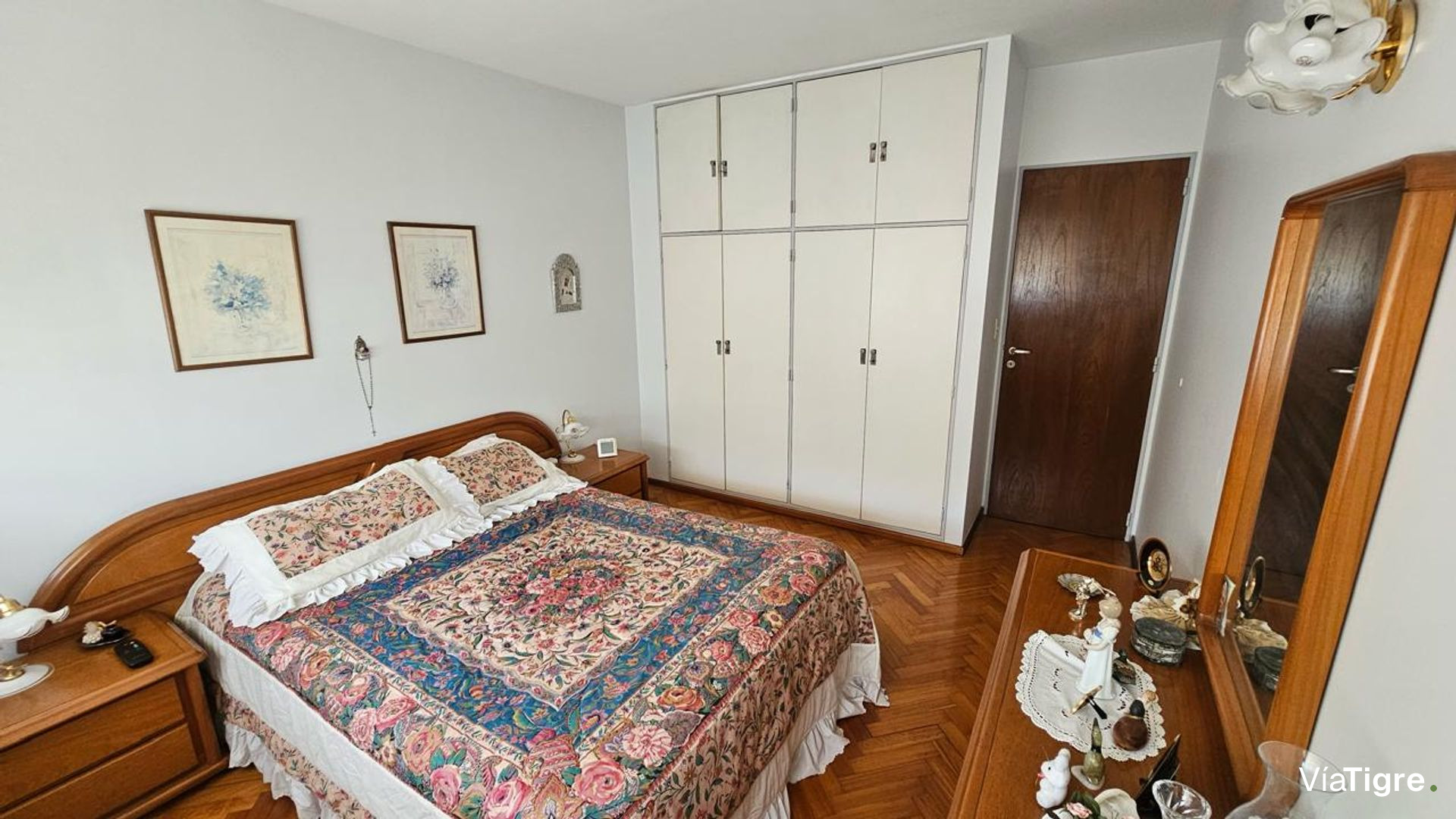 DEPARTAMENTO 5 AMB en VENTA San ISIDRO - COCHERA