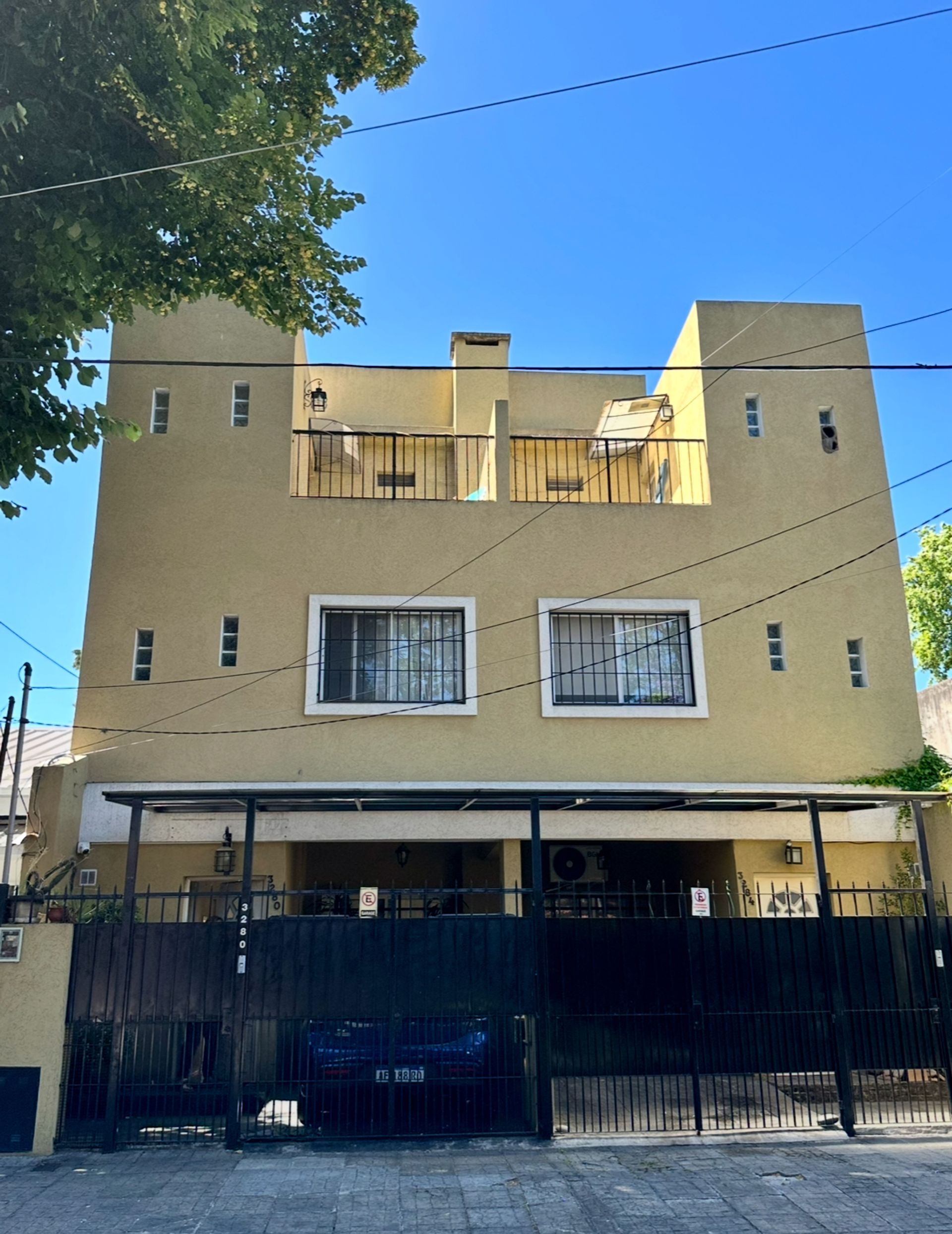 Triplex 4-room Apartment for Sale on Credit – Olivos