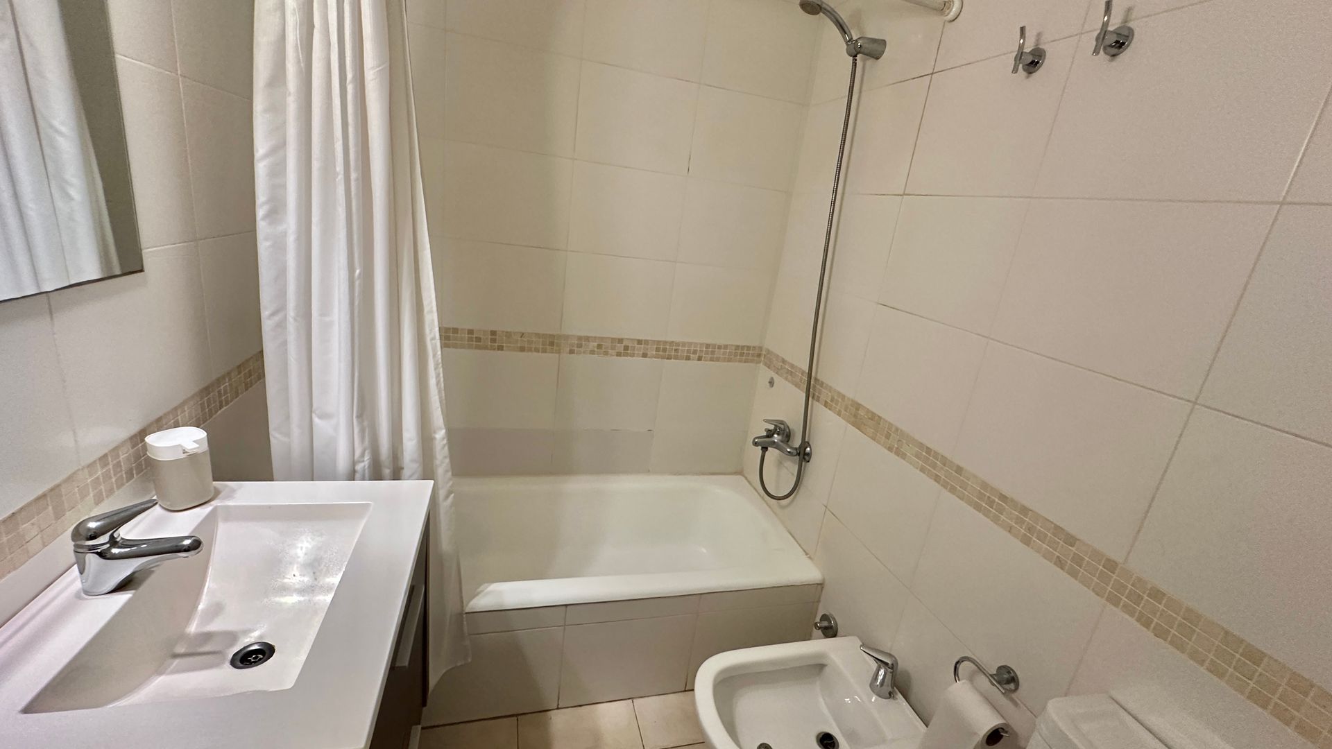 Venta Duplex 3 Amb En Munro Con Jardin Y Balcon