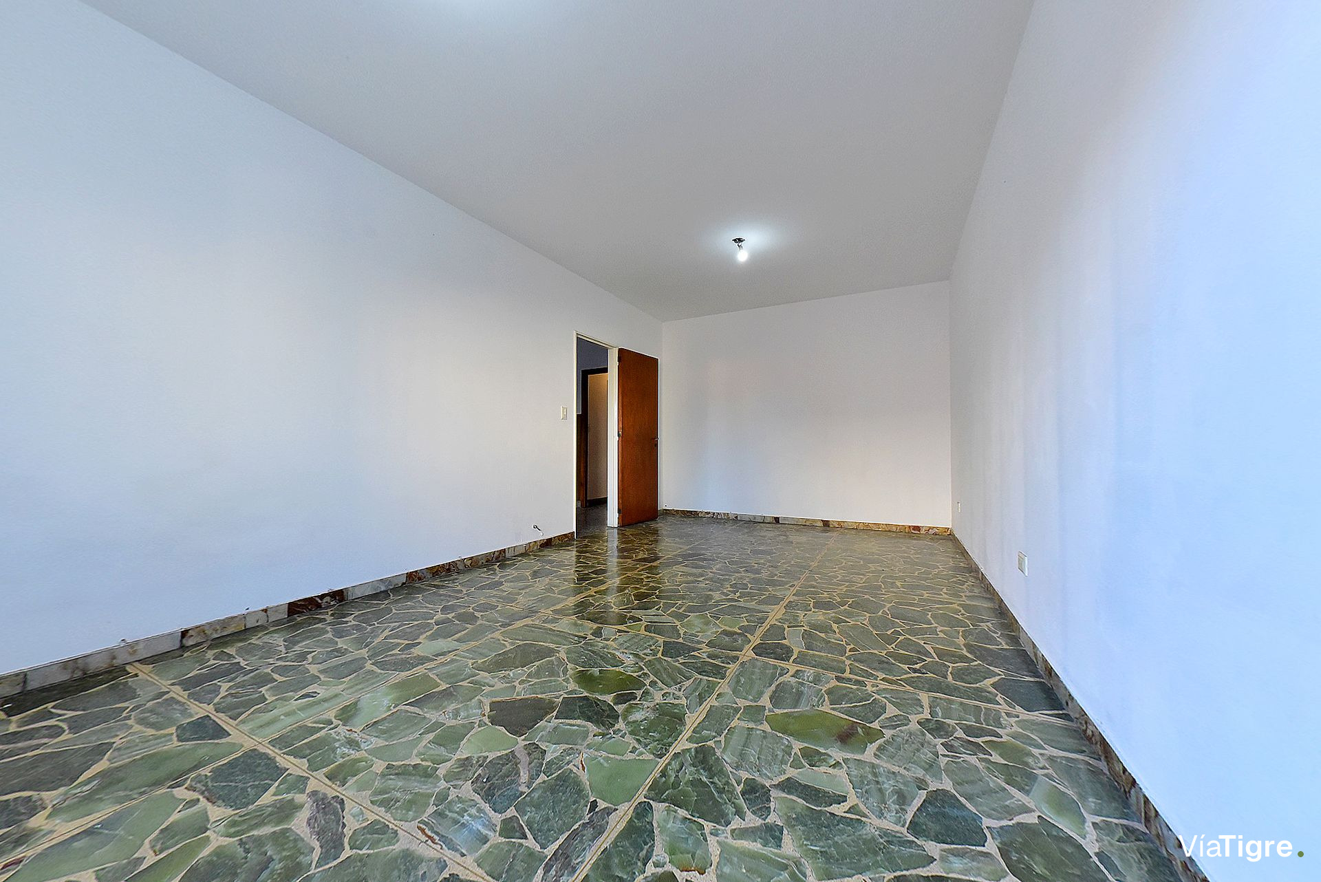 Venta Ph Multifamiliar Con Terraza En Munro