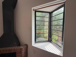 FOR SALE 3-room house with garden 50 meters from San Martin Ave.