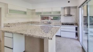 House Sale 4 bedrooms Tipas Nordelta