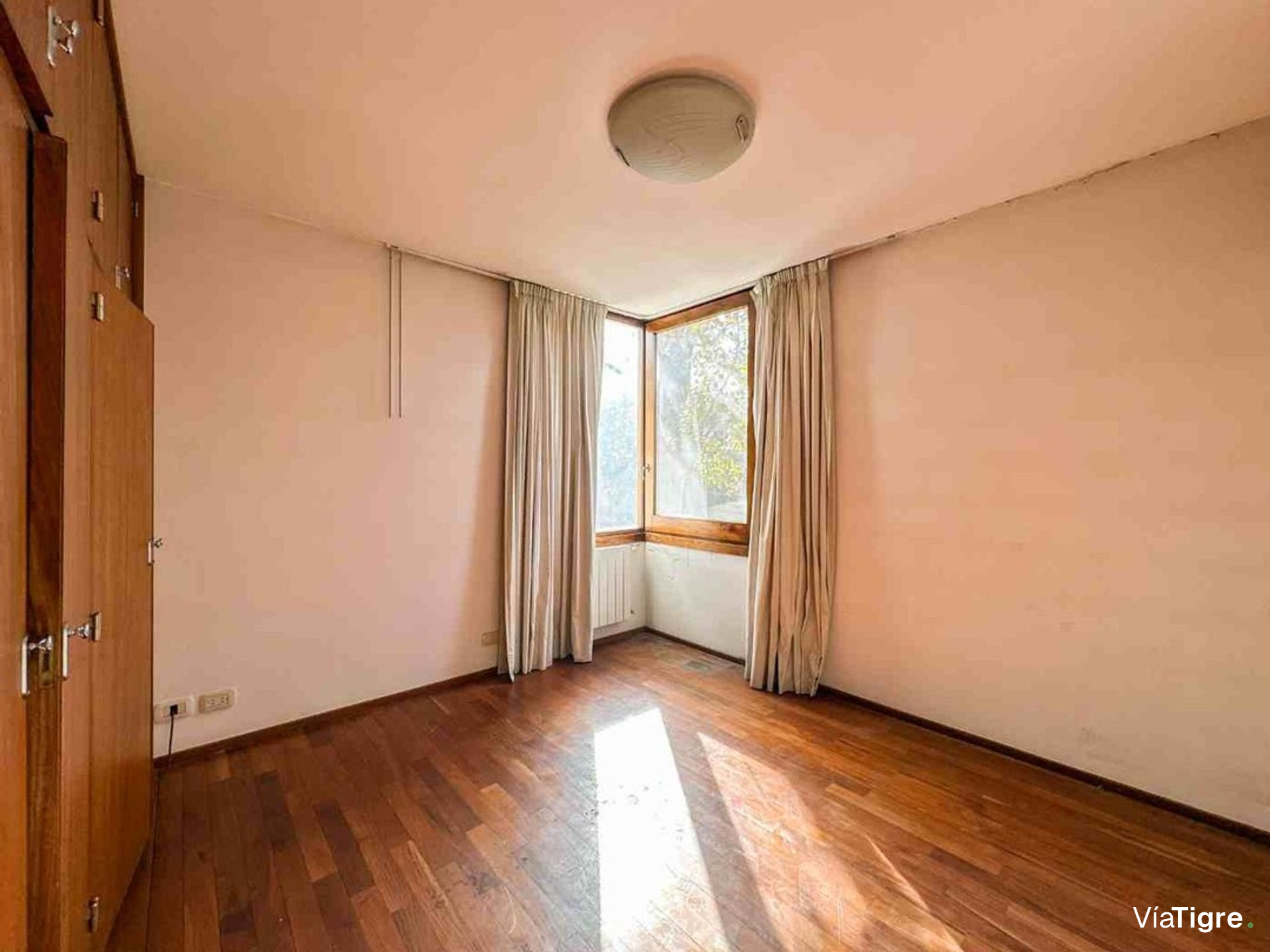 Casa en Venta ,6 ambientes - La Colina