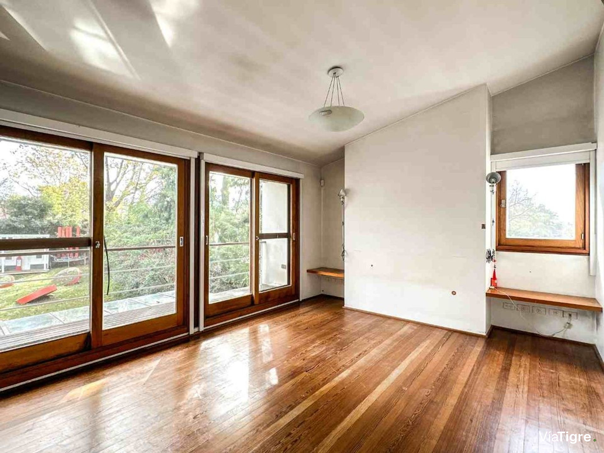 Casa en Venta ,6 ambientes - La Colina