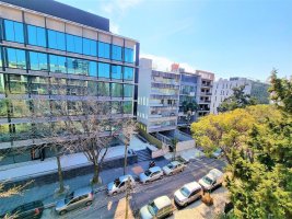 Alquiler 2 Ambientes Libertador al Río Cochera