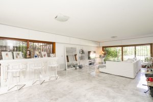 Grand House in Martinez