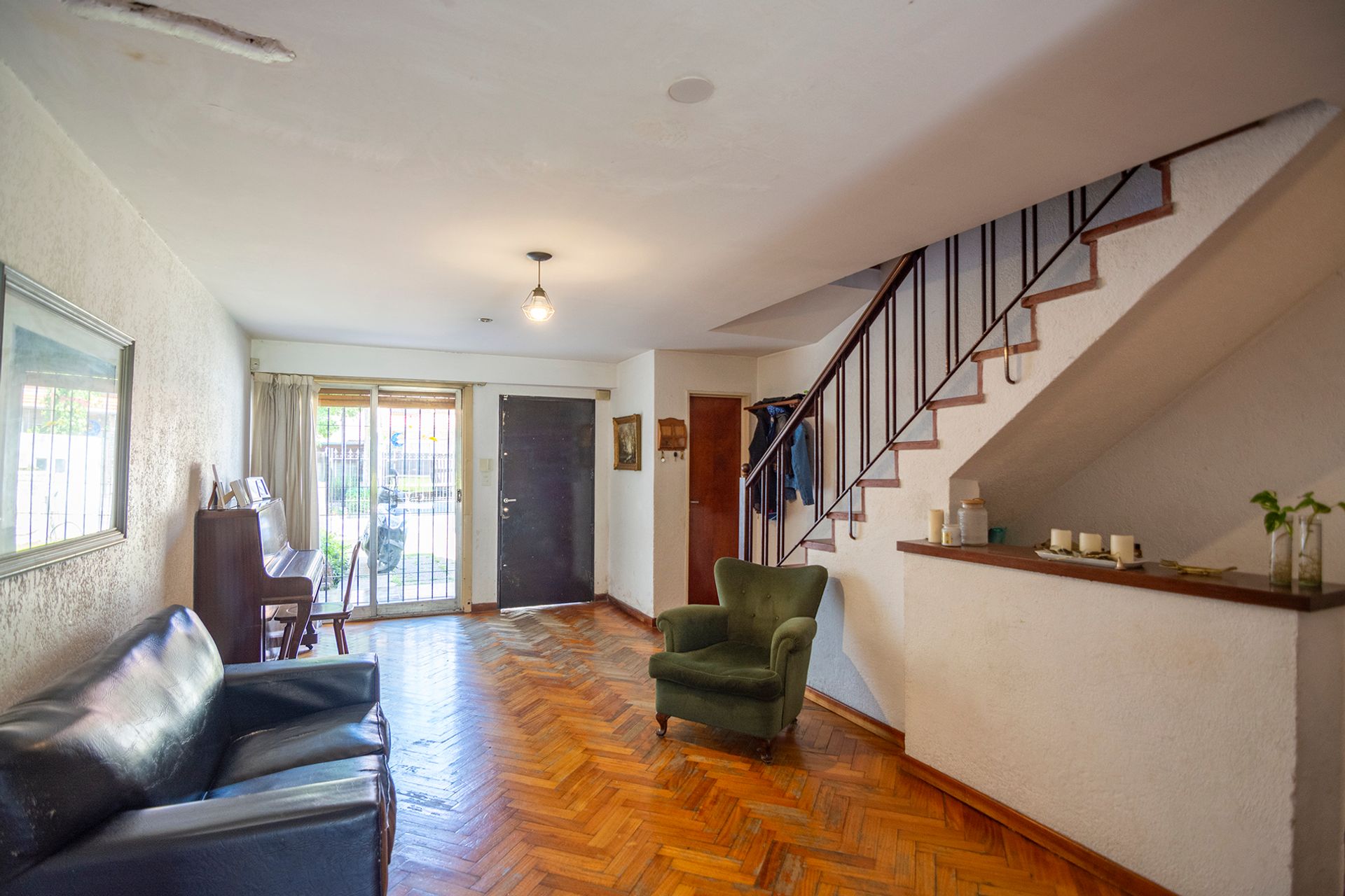 Venta Casa Dúplex 5 ambientes con pileta , Olivos