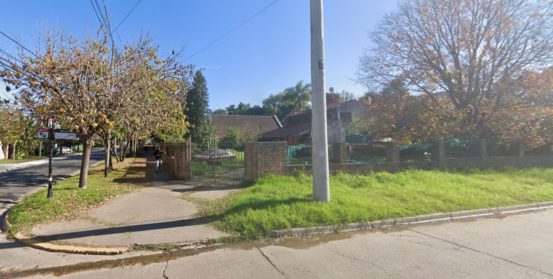 VENTA Lotes con Casa a Refaccionar - Benavidez