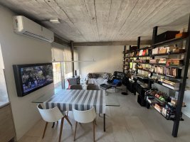 Ph en alquiler 3 ambientes Martinez terraza jardín