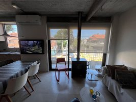 Ph en alquiler 3 ambientes Martinez terraza jardín