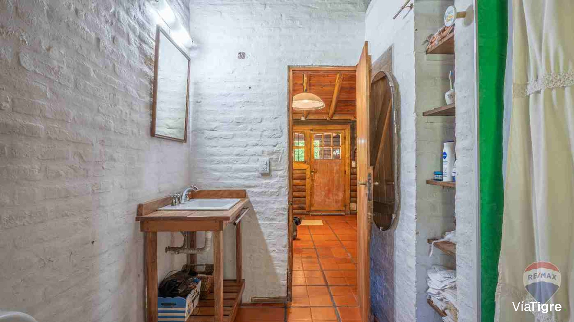 VENTA Casa en La Bota con gran lote