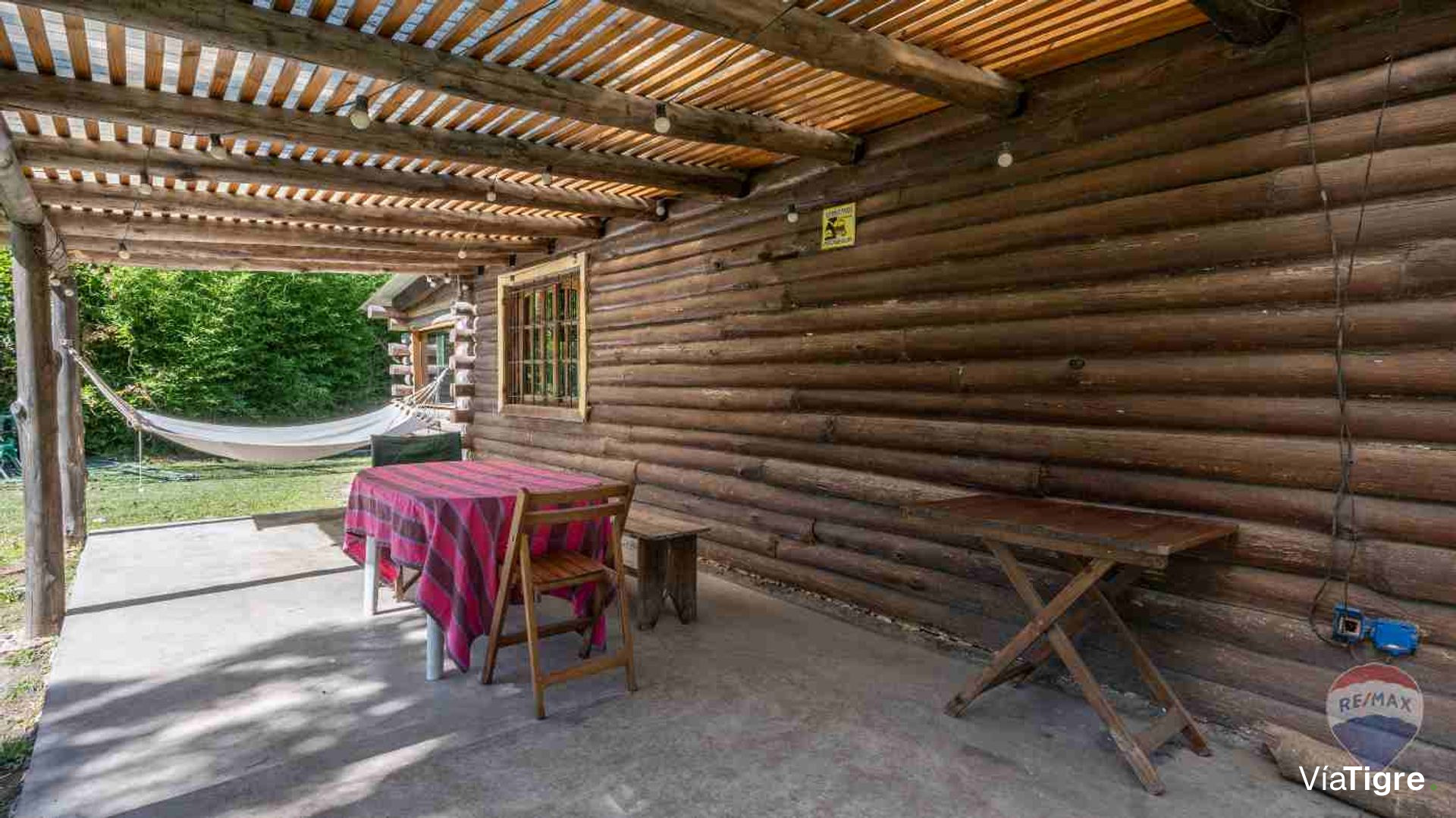 VENTA Casa en La Bota con gran lote