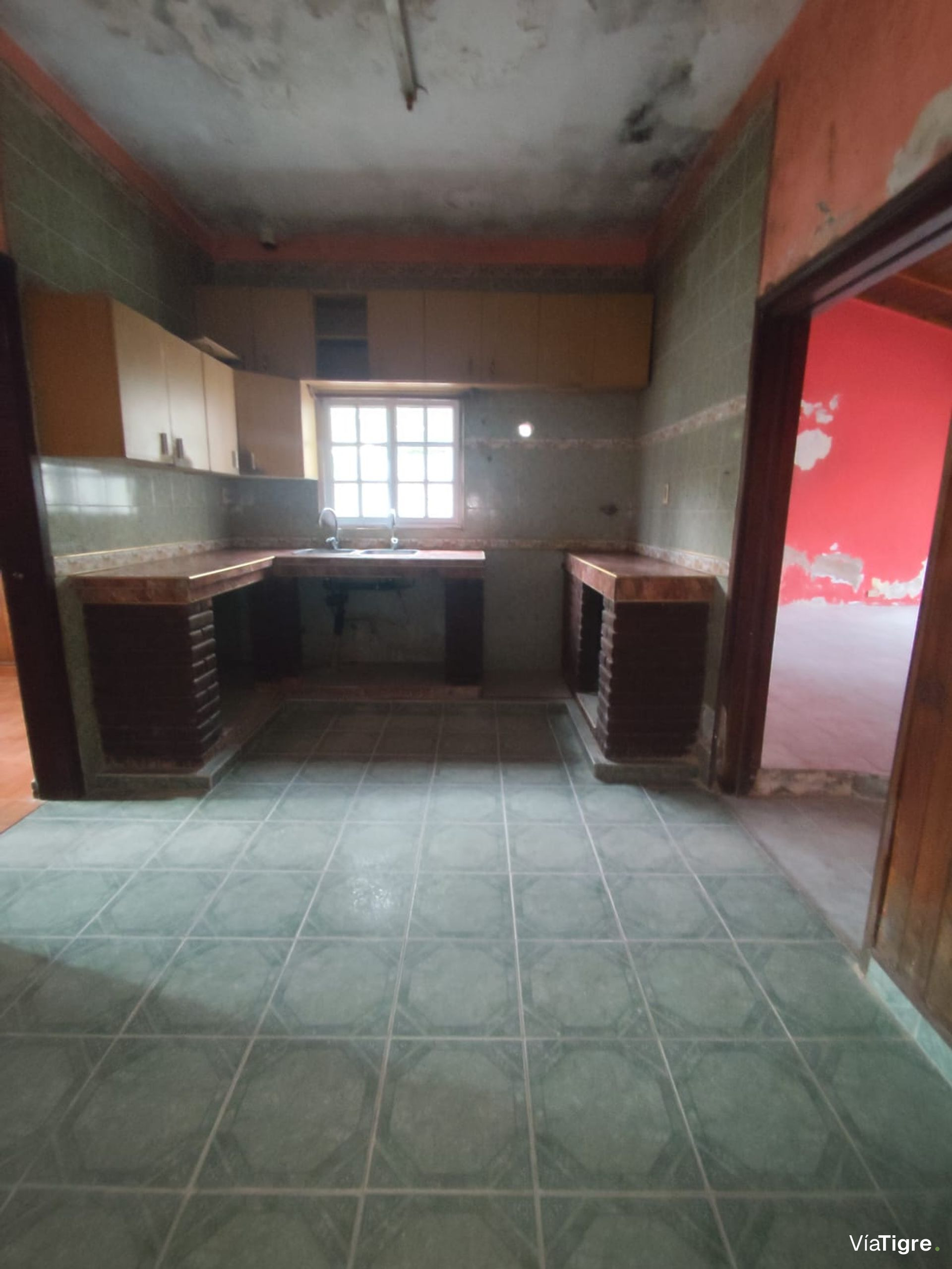 Venta Casa Con Jardin Y Quincho En Ricardo Rojas